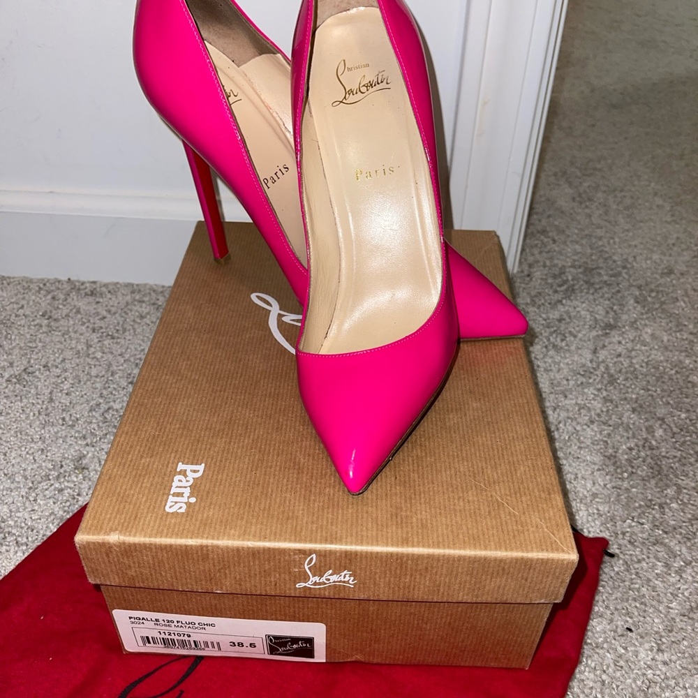 Hot pink Christian Louboutins - Picture 3 of 5